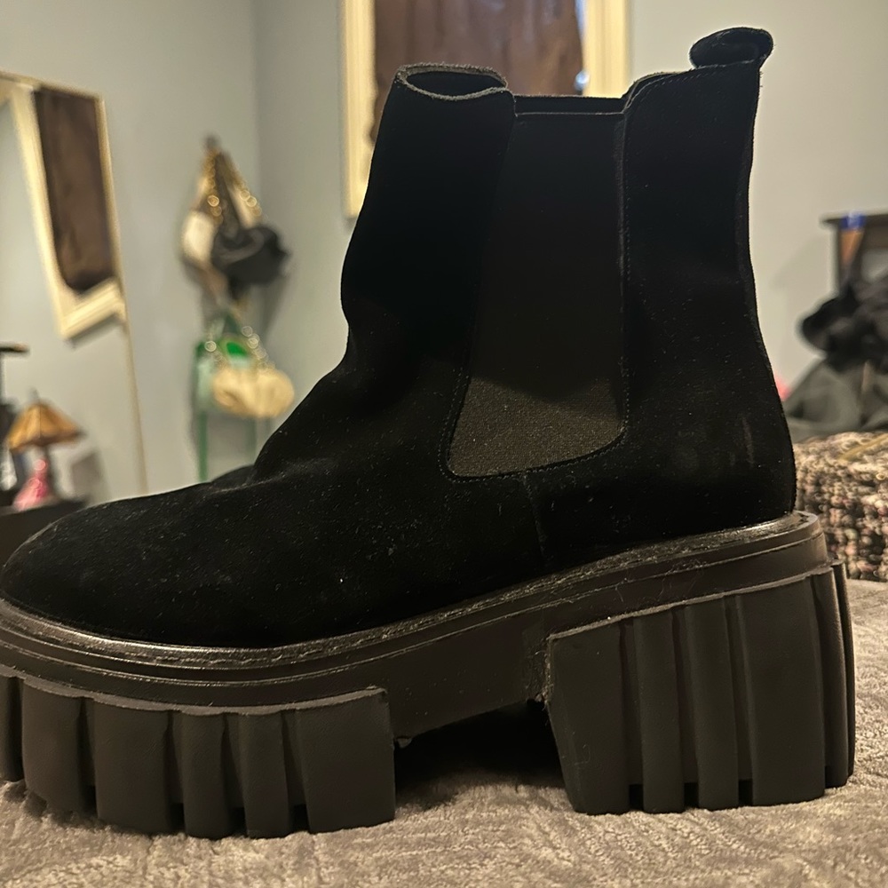 Vince Camuto Boots